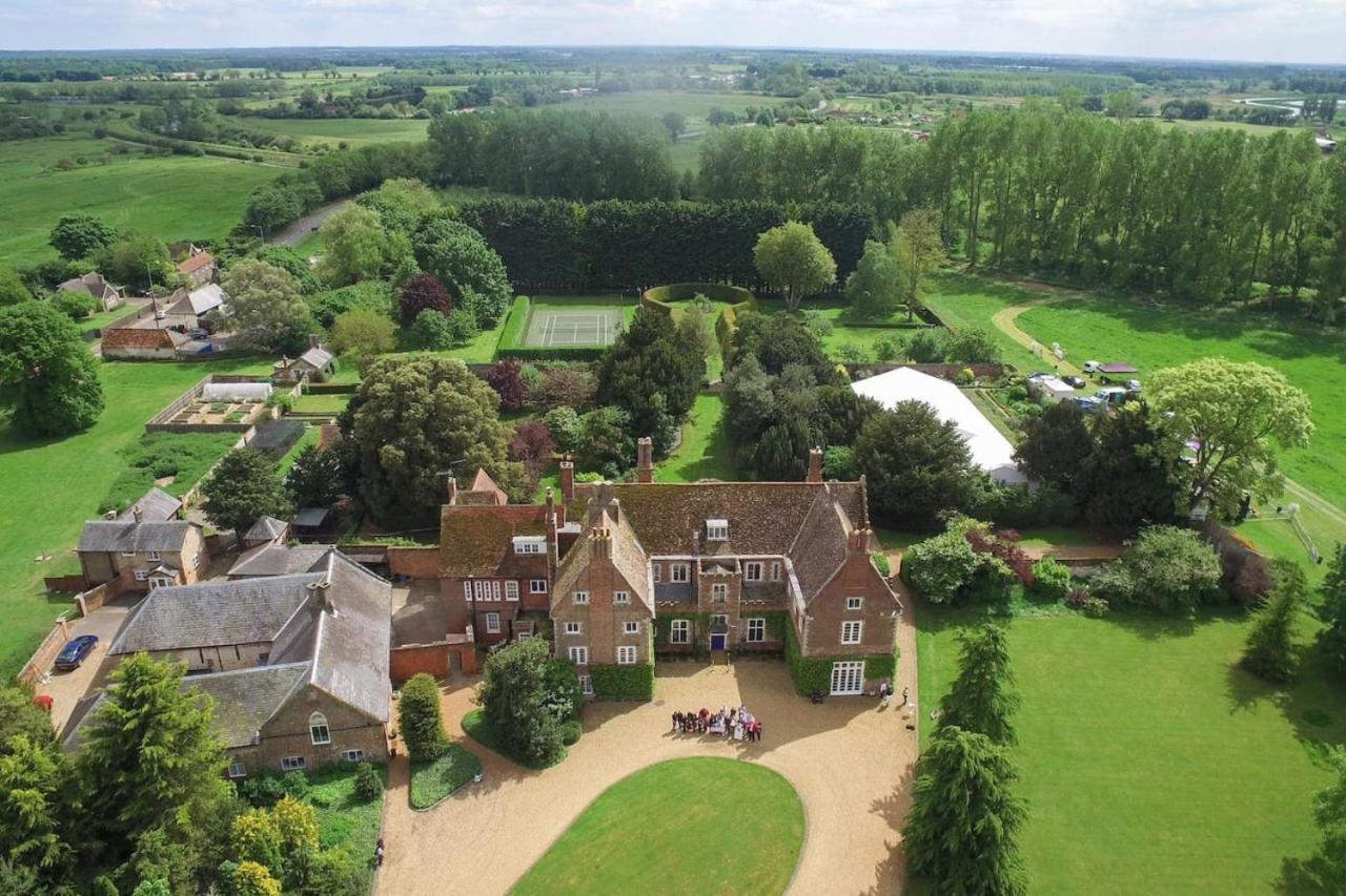 Hockwold cum Wilton Hockwold Hall - Former Royal Residence מראה חיצוני תמונה